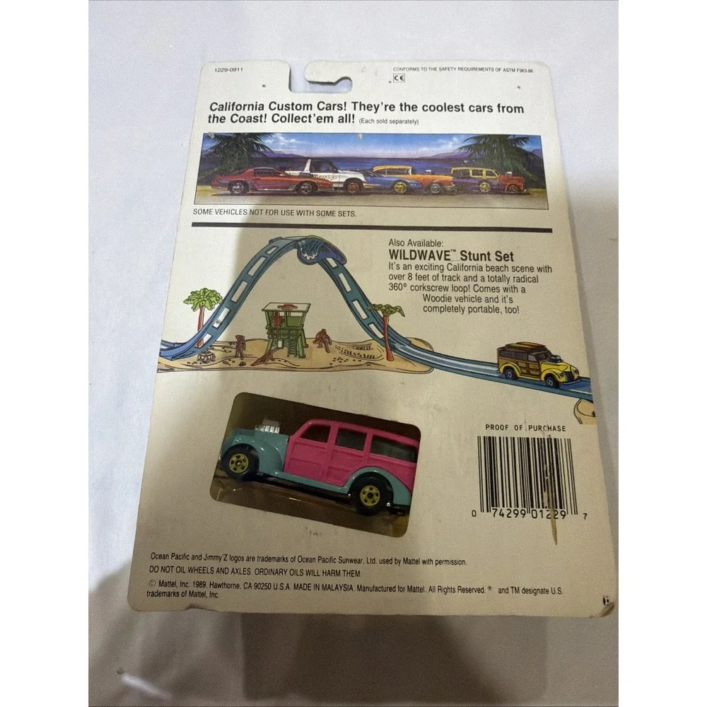 2 Hot Wheels California Custom Beach Patrol Truck Green‎ 1989& 40's Woodie. New